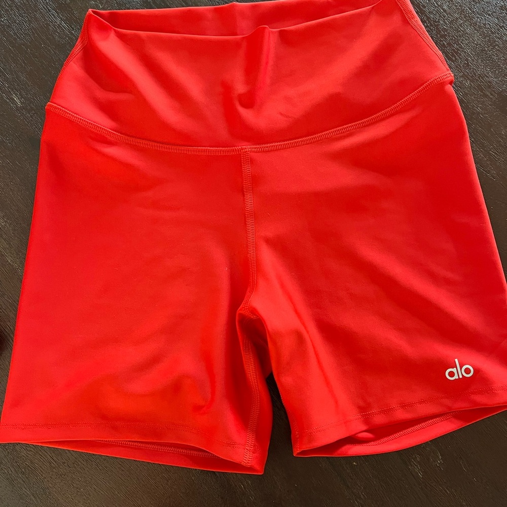 ALO Yoga Red Racerback Sports Bralette plus biker shorts. Selling as a set - Picture 10 of 13
